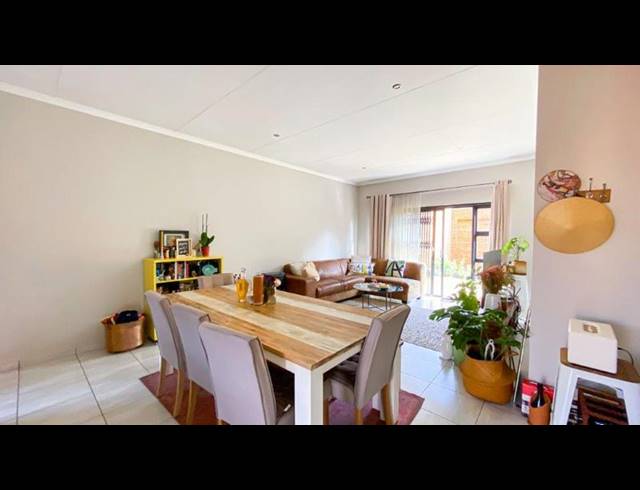 2 BEDROOM HOUSE FOR SALE IN ALBEMARLE